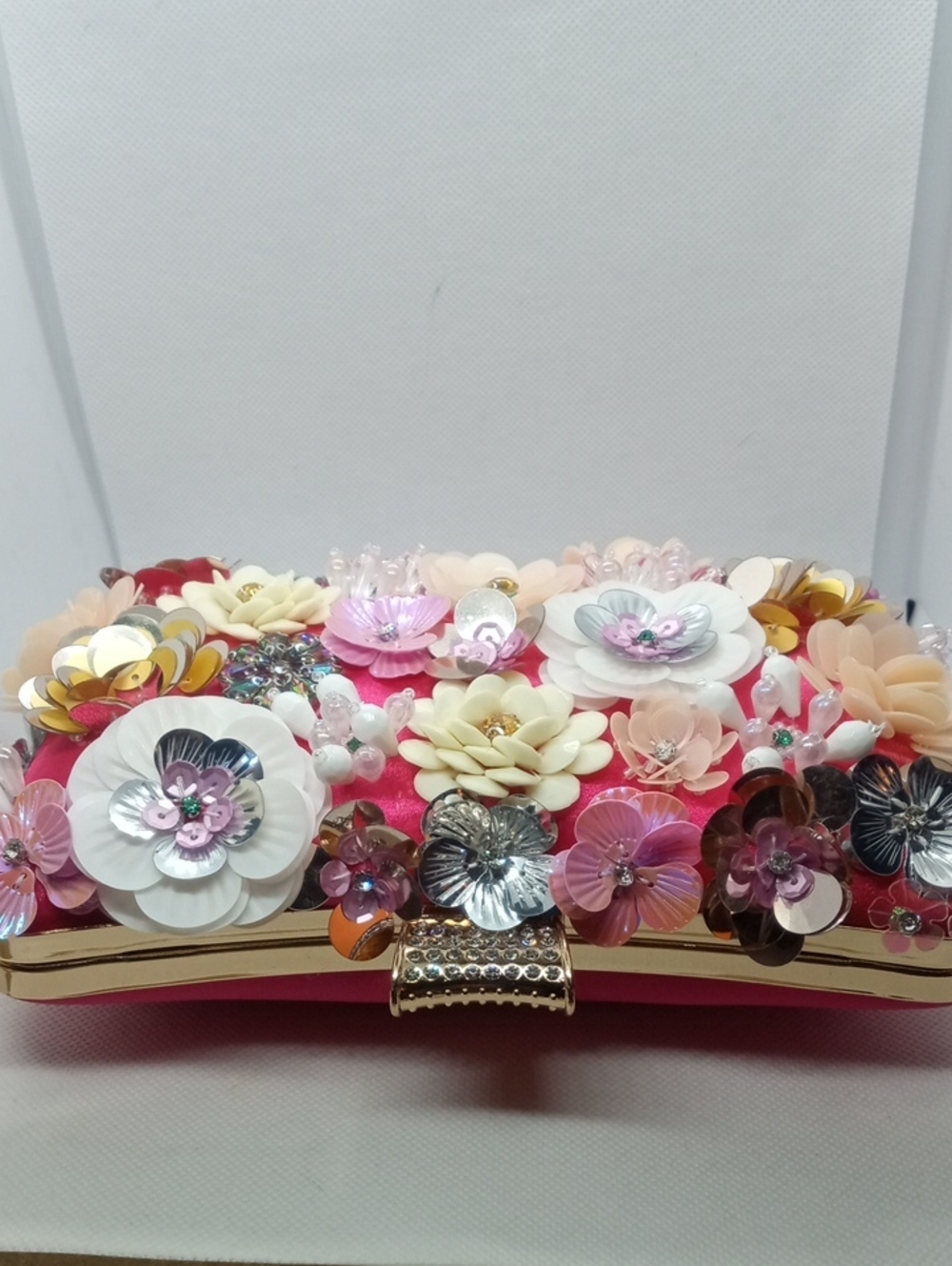 FUSCHIA SATIN FLORAL BEAD BAG - Picture 8 of 10